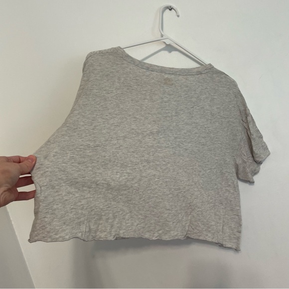 PINK VS VICTORIA'S SECRET Girlfriend Short Sleeve Cropped Tee Oatmeal Hearts L - Picture 14 of 16